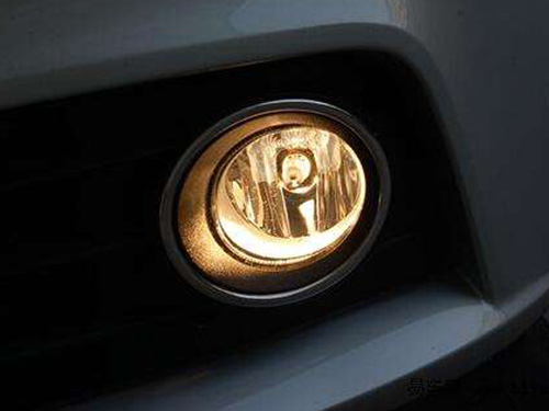Are the front fog lights useless? Why has it been reduced in many models?